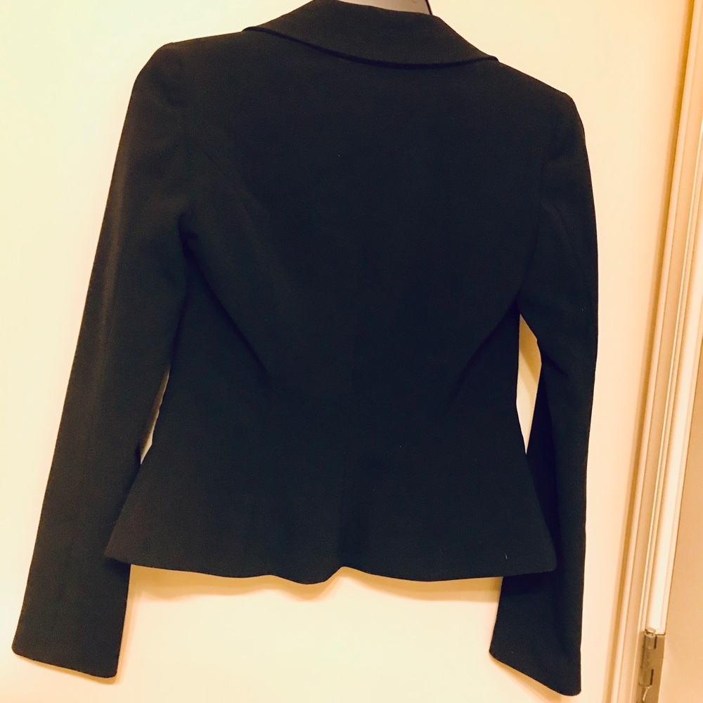 Black blazer - Picture 2 of 3